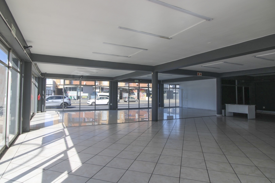 To Let Commercial Property for Rent in Glenlilly Western Cape